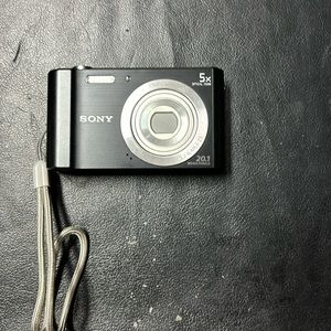 sony digital camera 20.1 mega pixels 5xoptical zoom